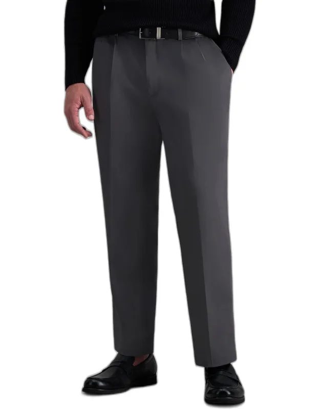 Classic Fit Iron-free Premium Pleated Khaki Pants