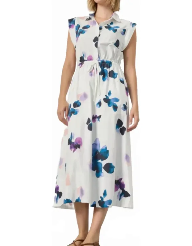 Gusset Sleeve Maxi Dress