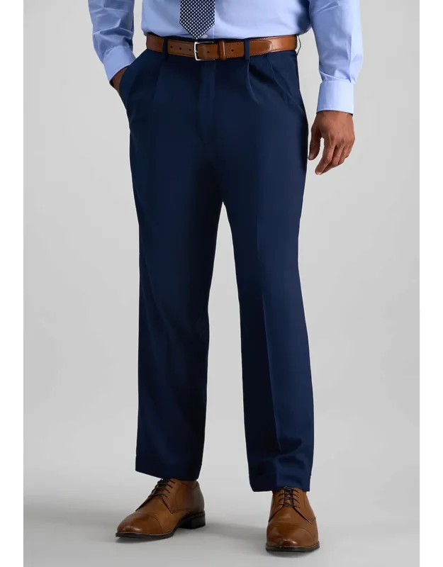 Haggar Premium Comfort Classic Fit Pleated Dress Pants