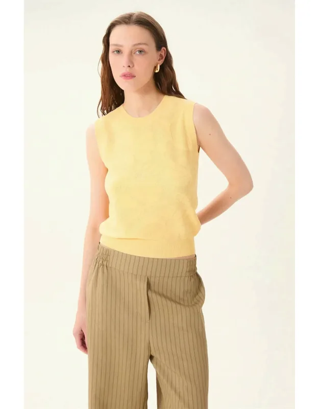 Sleeveless Knit Top