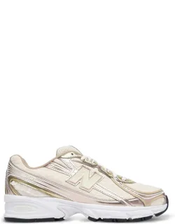 Lace-panelled Sneakers