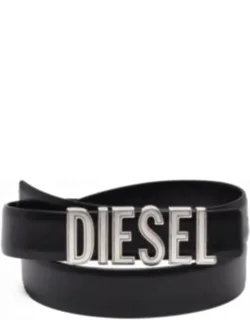 Bold Leather Belt With Striking Metallic Buckle