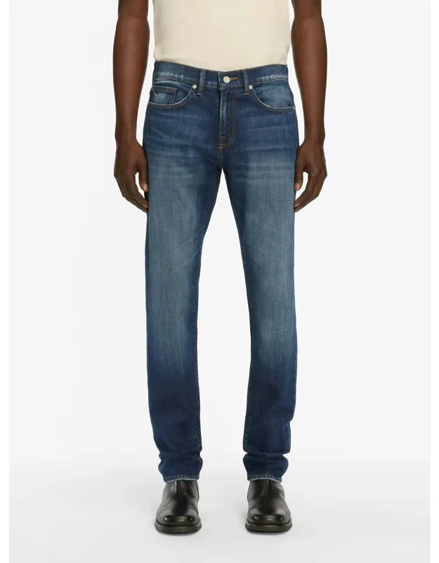Modern Straight Leg Jeans With Sustainable Cotton Blend And Button Closure