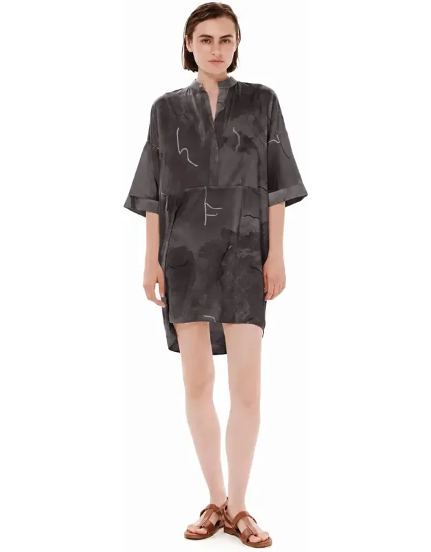 Abstract Silkiness Mini Short Sleeved Dress