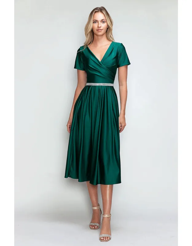 V-neck Short Sleeve Midi Dress With Rhinestone Waistband And Pockets