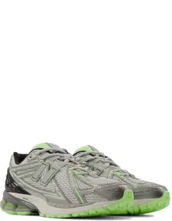 1906r Sneakers