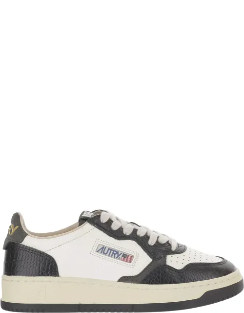Medalist Low Leather Sneakers