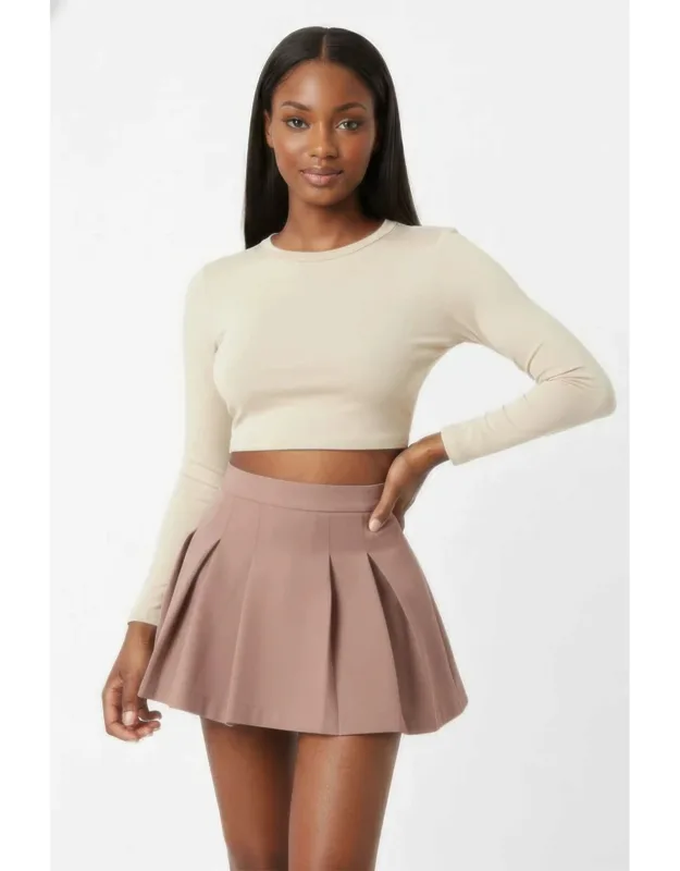 Essential High-waist Pleated Mini Skirt - Flattering Structured Fit, Versatile Styling