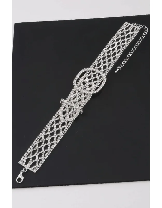 Diamond Belt Choker Necklace With Lightweight Construction And Bold Silhouette