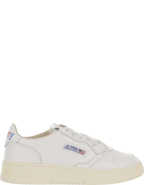 Medalist Low Leather Sneakers