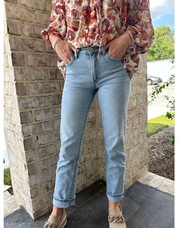 Clean Straight Leg Jeans