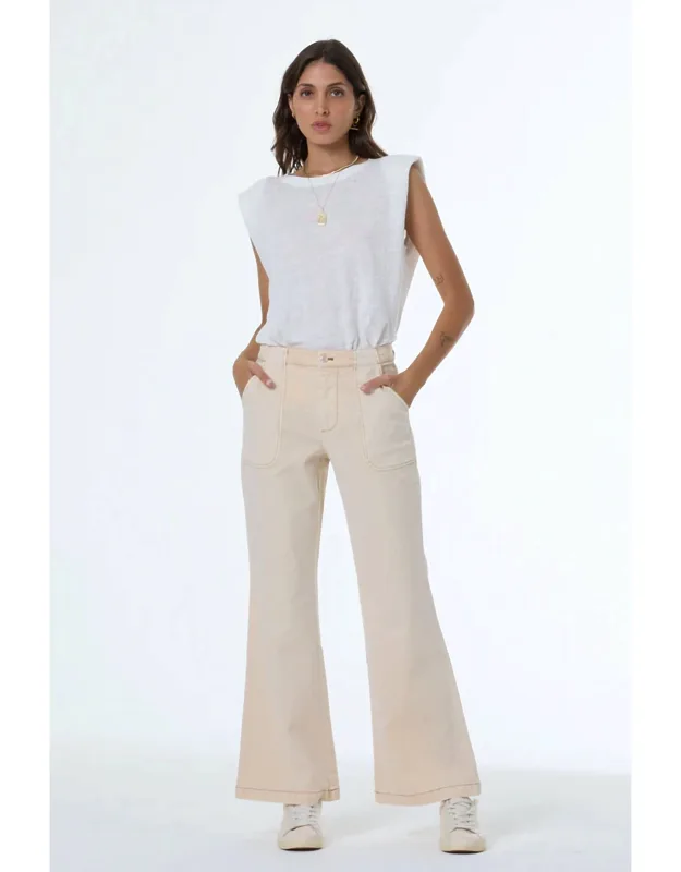 Relaxed Straight Leg Jeans