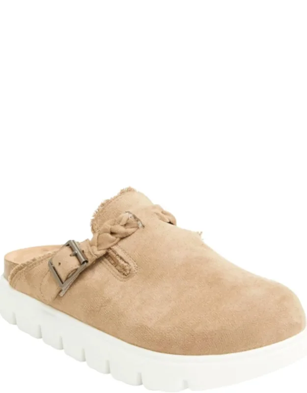 Cali Slip-on Casual Clogs
