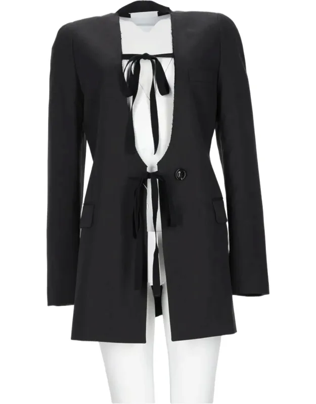 Structured Blazer With Pronounced Shoulders