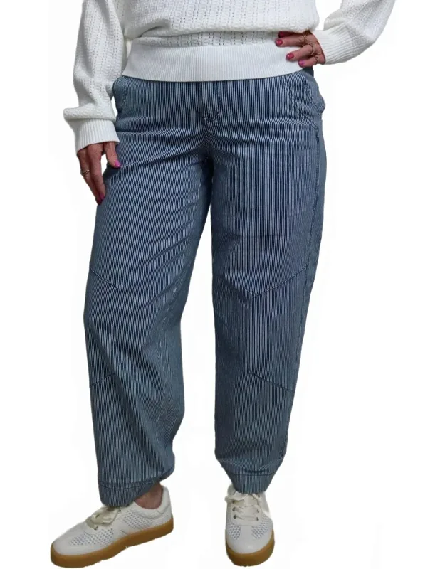 Relaxed Stripe Barrel Jeans