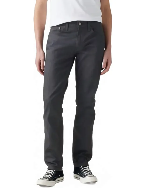 Athletic Fit Jeans