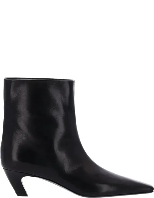Arizona Pointed Leather Boots