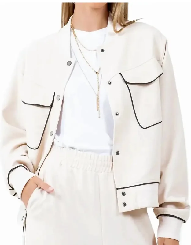 Contrast Piping Detailed Varsity Bomber Jacket