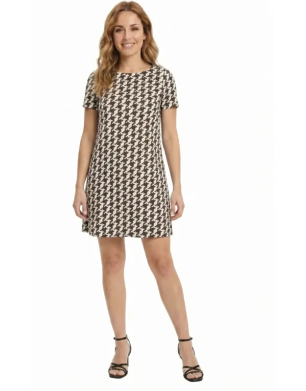 Petite Geometric Short Sleeve Round Neck Mini Shift Dress