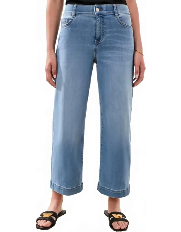Audrey Hugging Wide Crop Jeans