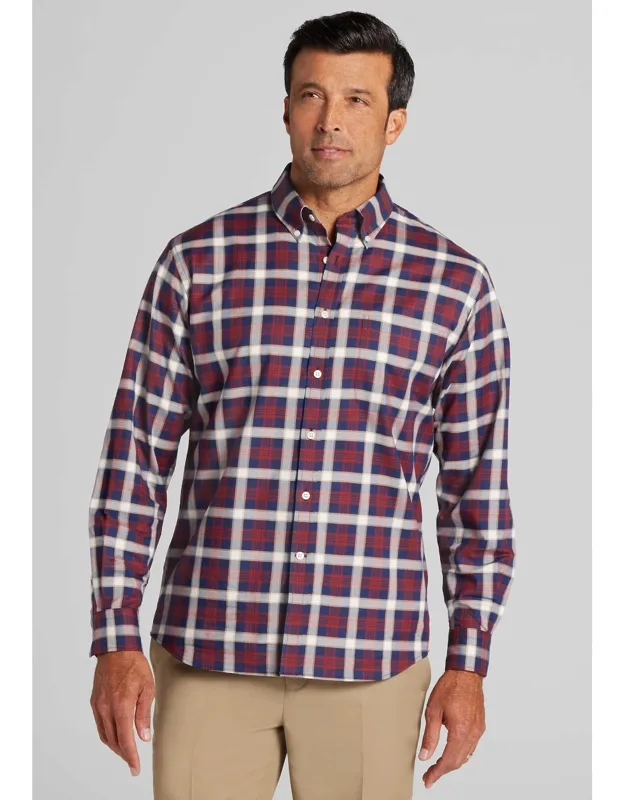 Traditional Fit Plaid Button Up Shirt