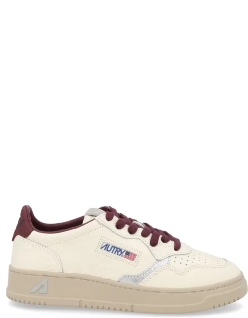 Sneakers "medalist Low"