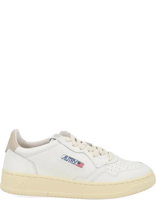 Autry Sneaker "medalist Low"