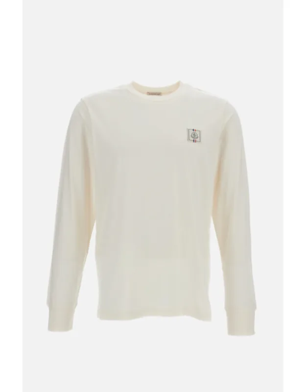 Long-sleeve T-shirt