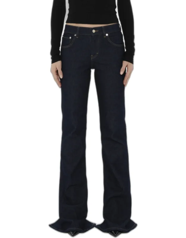 Chewy Normal Wash Jeans