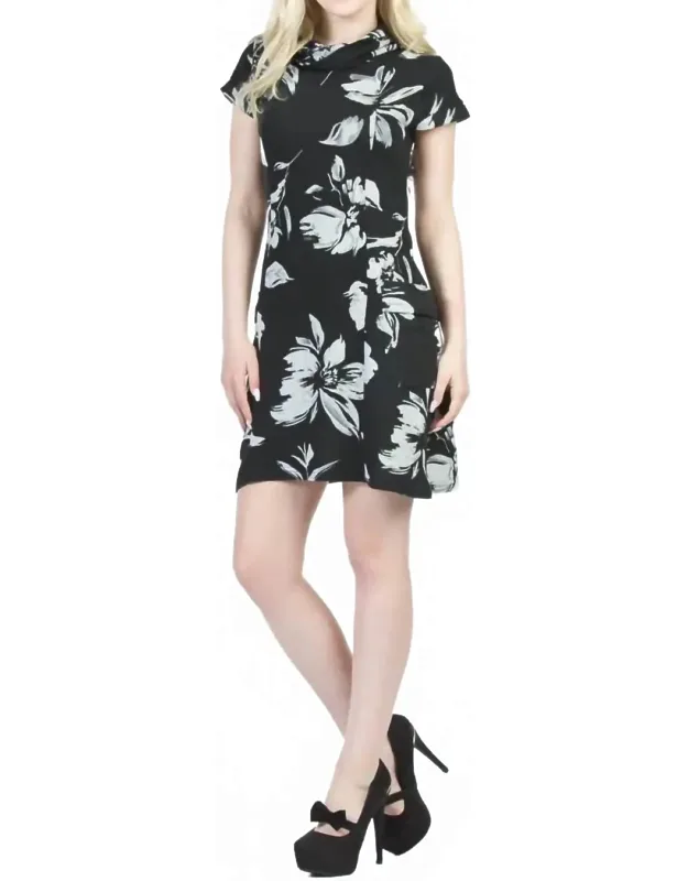 Floral Print Short Sleeve Panelled Sweater Dress