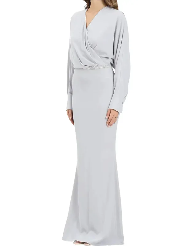 Long Dress With Batwing Sleeves And Back Slit