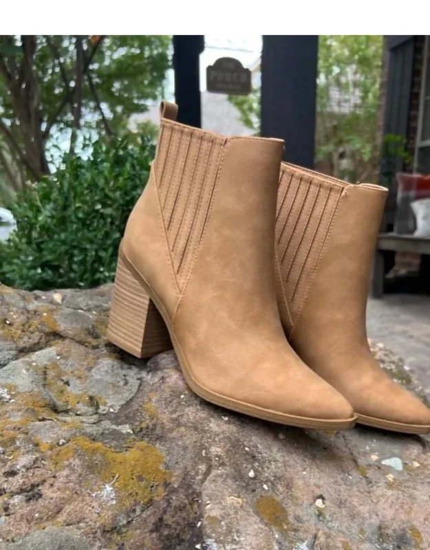 Duvet Boots