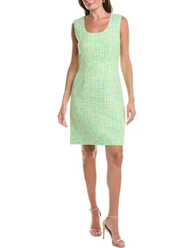 Sleeveless Scoop Neck Dress