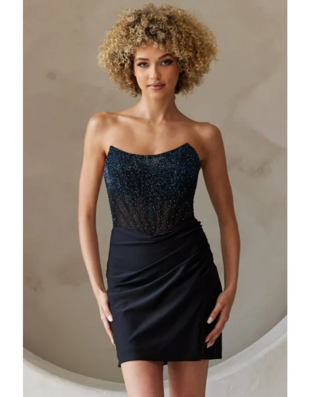 Pointy Strapless Short Fitted Homecoming Dress