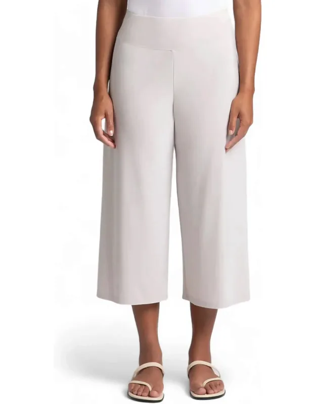 Side Slit Wide Capris