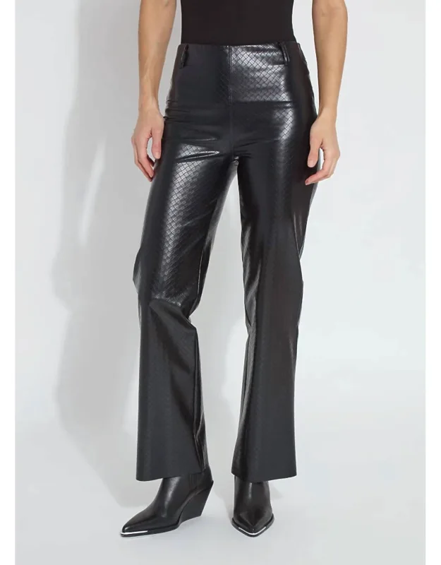 "amara Straight Flare Pant In Wicker Texture With 360° Smoothing Waistband"