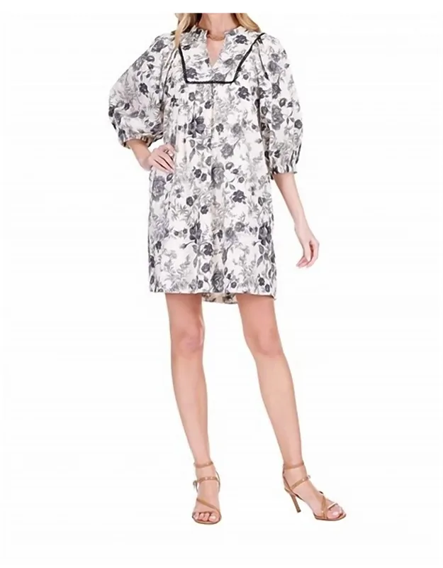 Front Yolk Trim Dress In Floral Pattern