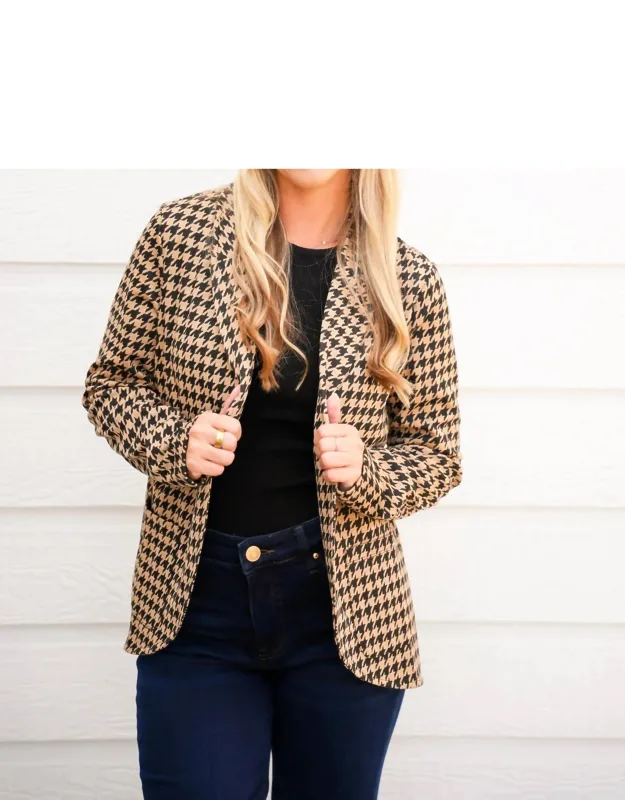 Houndstooth Jacquard Blazer