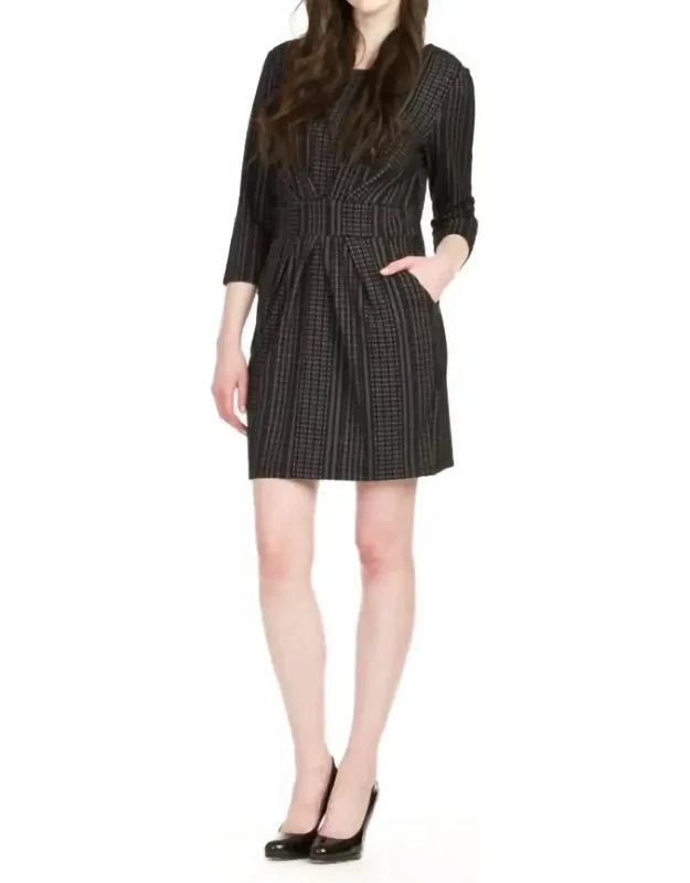 Textured Stripe Pleat Detail Dress With Pockets