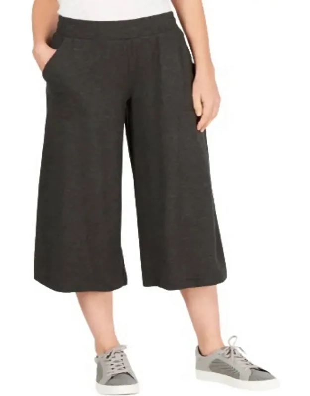 Activewear Wide Leg Cropped Pants