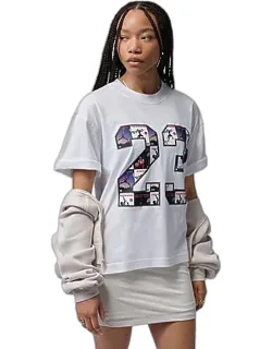 23 Collage Girlfriend T-shirt