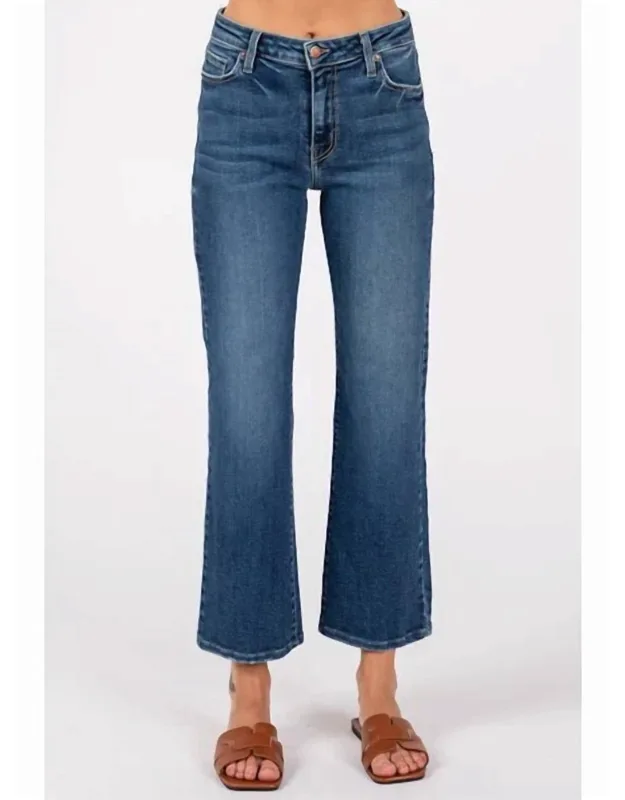 Relaxed Straight Leg Jeans