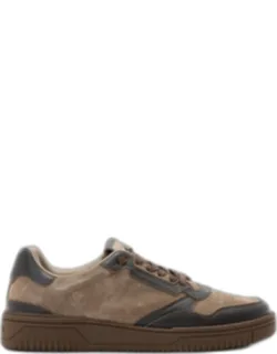 Regan Low Top Sneakers