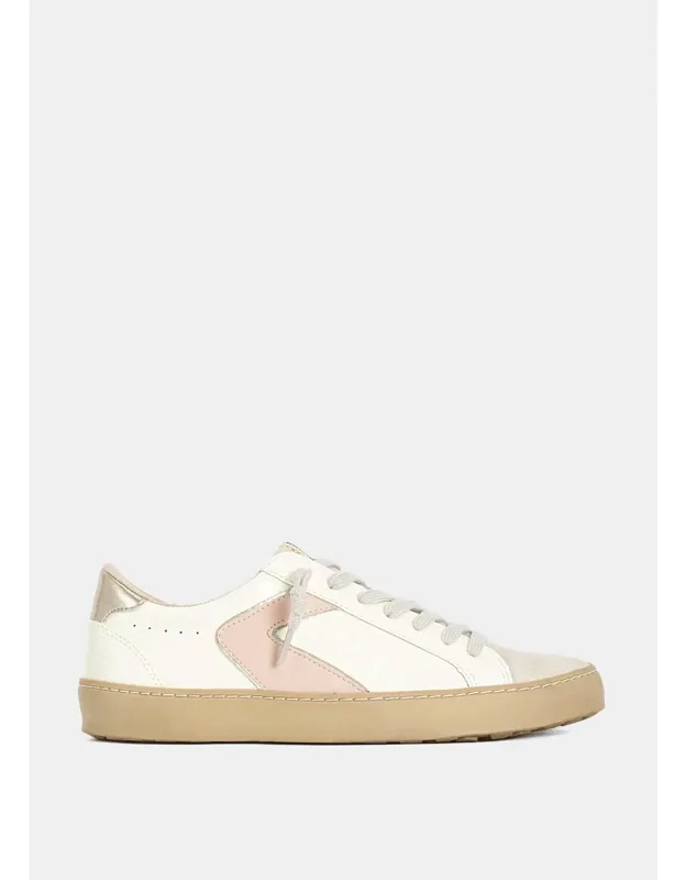Robbie Sneakers