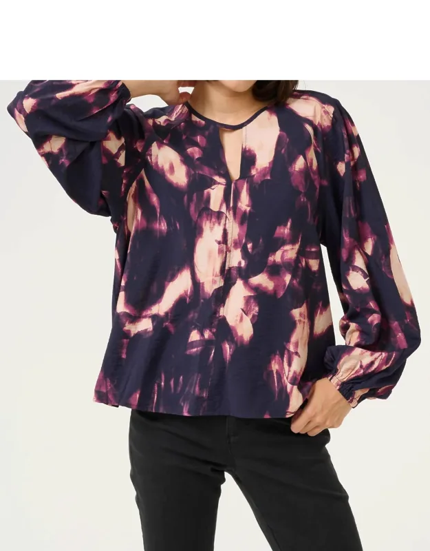 Cutout Neck Casual Fit Blouse