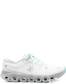 Cloud X 5 Sneakers