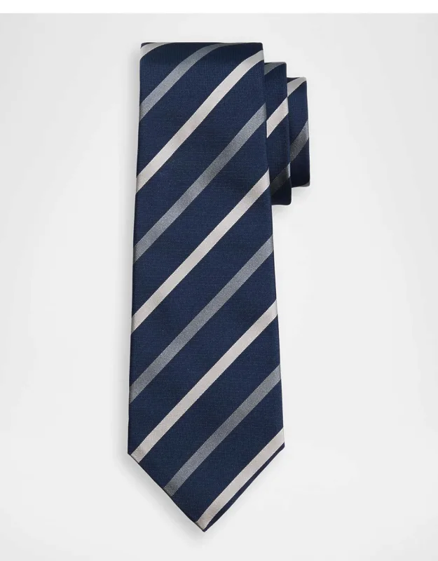 Silk Pinstripe 7-fold Tie