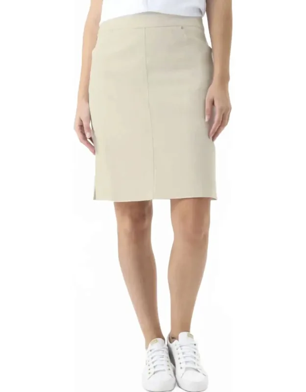 Pull-on Pencil Skirt