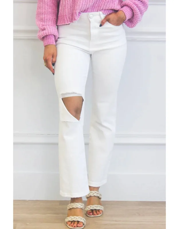 Distressed Straight Leg Jeans
