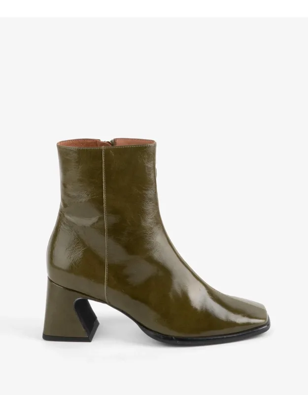 Taffy Boots